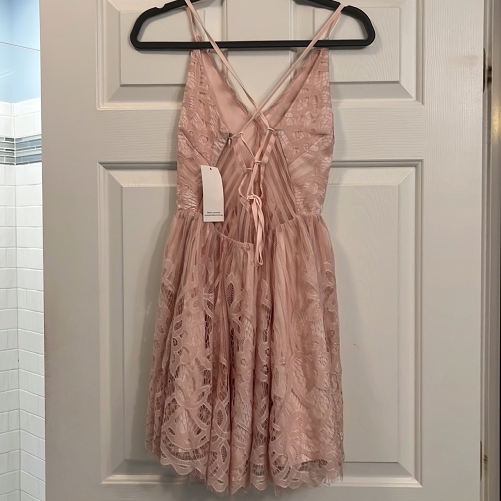 Dress - Picture 2 of 4